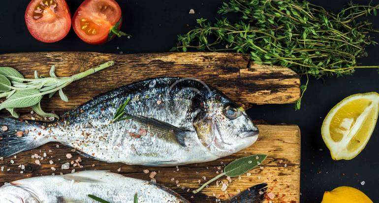 Steaks de poisson cajun